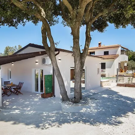 Sandy Bay - Free Mountainbike - Gostinjska kuća