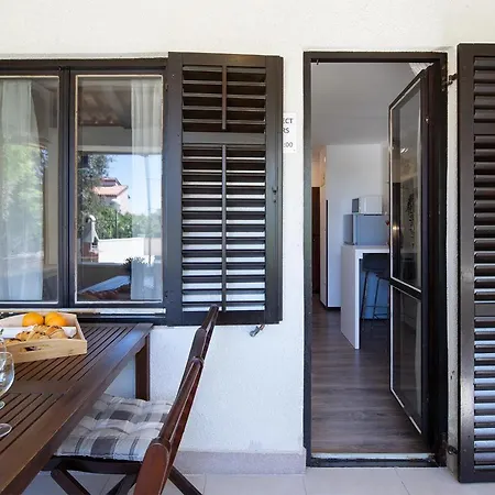 Sandy Bay - Free Mountainbike - Pjescana Uvala