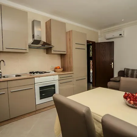 Gostinjska kuća Sandy Bay - Free Mountainbike -