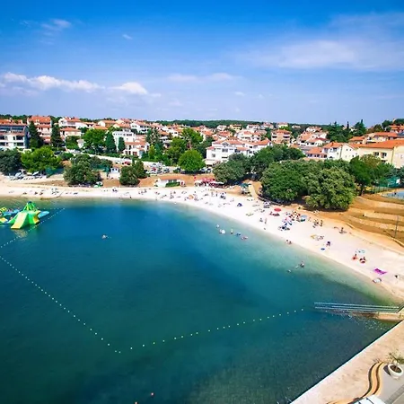 Sandy Bay - Free Mountainbike - Pjescana Uvala